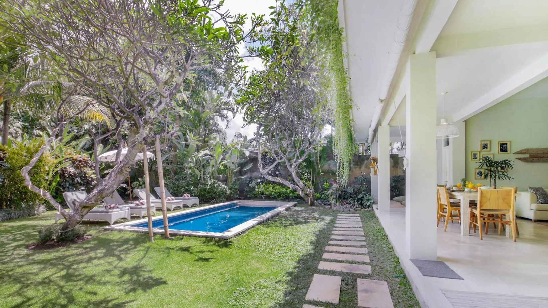 Villa Lodek Deluxe Seminyak